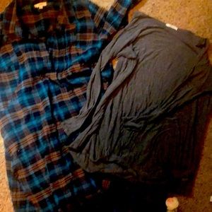 Oddy beachnlunge lounge grey and blue tunic. Cherish grey tunic